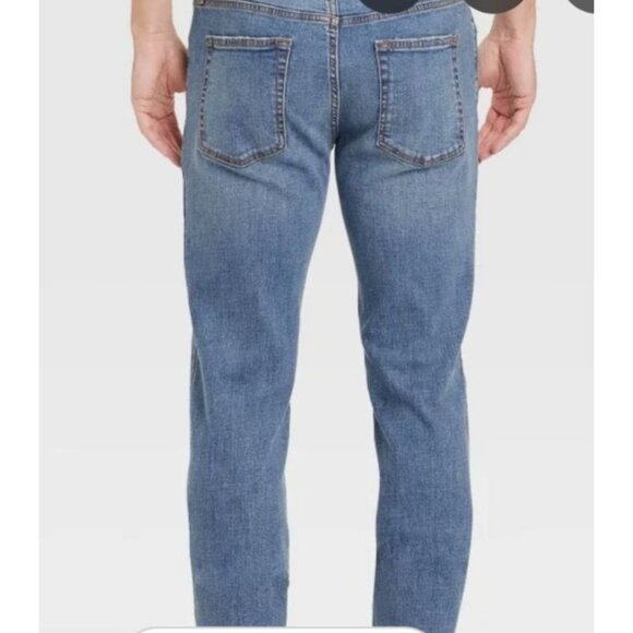 Goodfellow & Co Mens Slim Straight Fit Light Wash Jeans W38 L32 Total Flex Denim - Picture 2 of 12